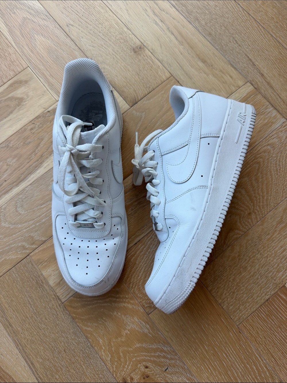 Nike Kids White Low-Top Sneakers with Swoosh